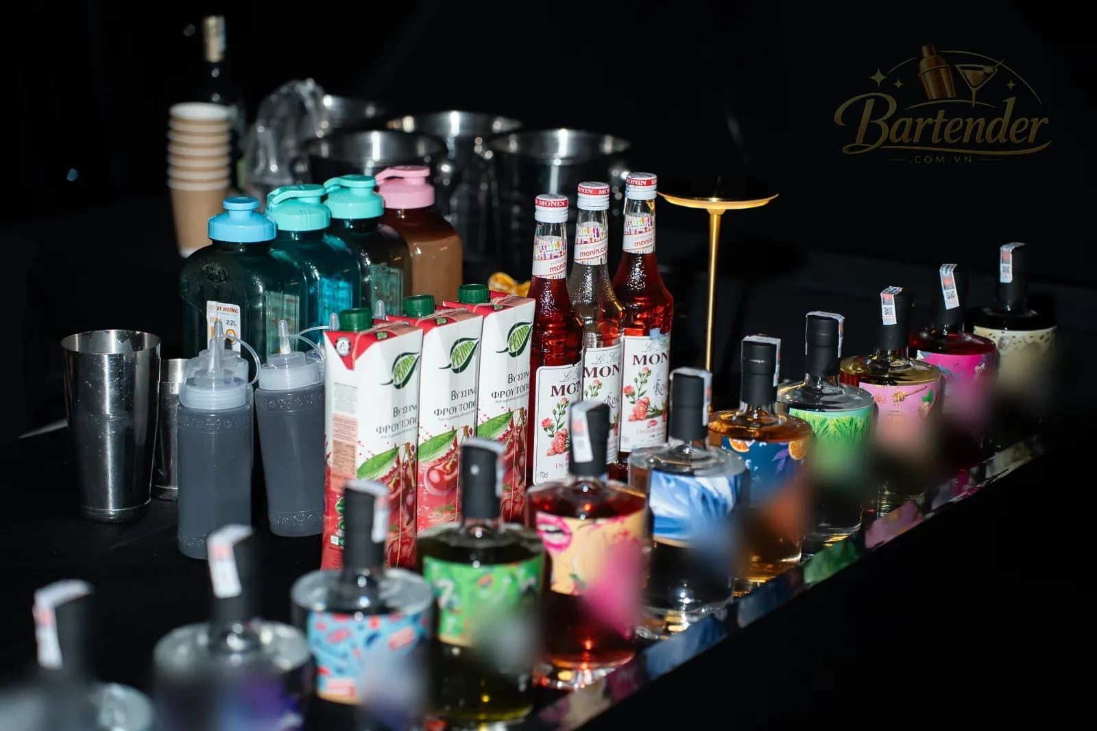 Quầy cocktail lễ ra mắt loa d&b audiotechnik — 11