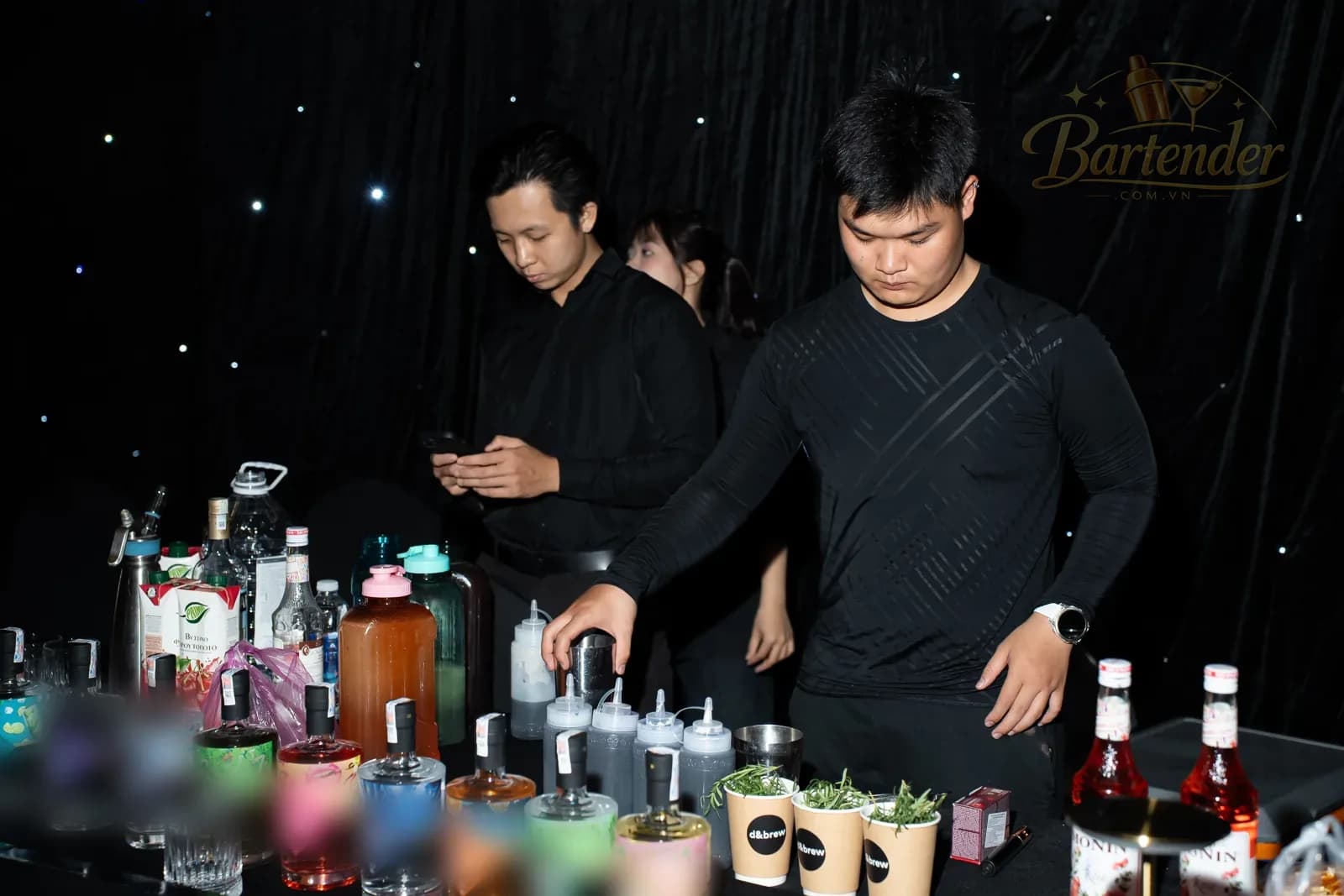 Quầy cocktail lễ ra mắt loa d&b audiotechnik — 27