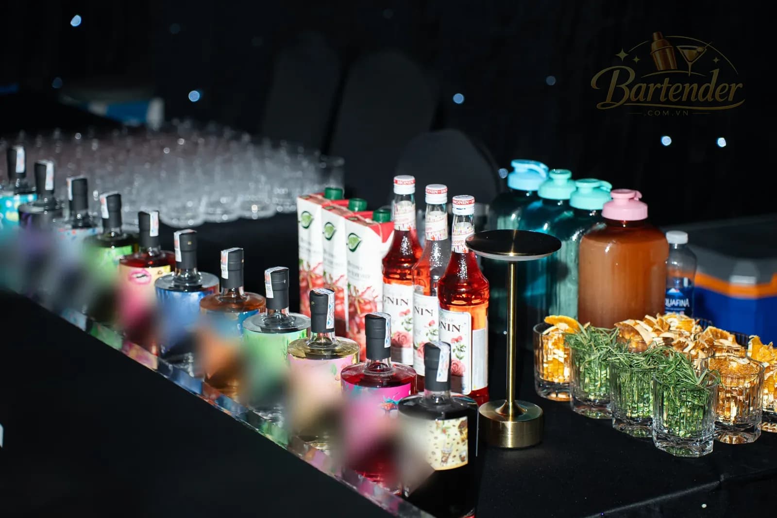 Quầy cocktail lễ ra mắt loa d&b audiotechnik — 33