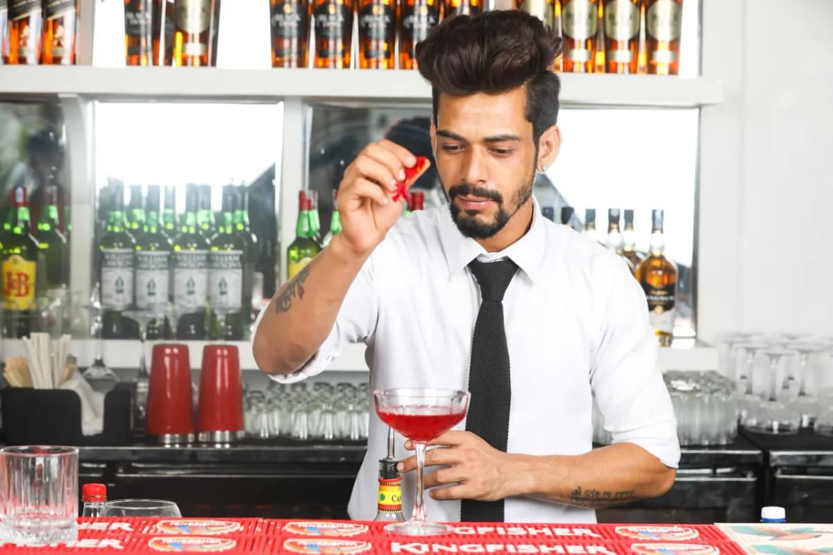 Lộ trình: Bartender Khách sạn 5★ tại Mỹ